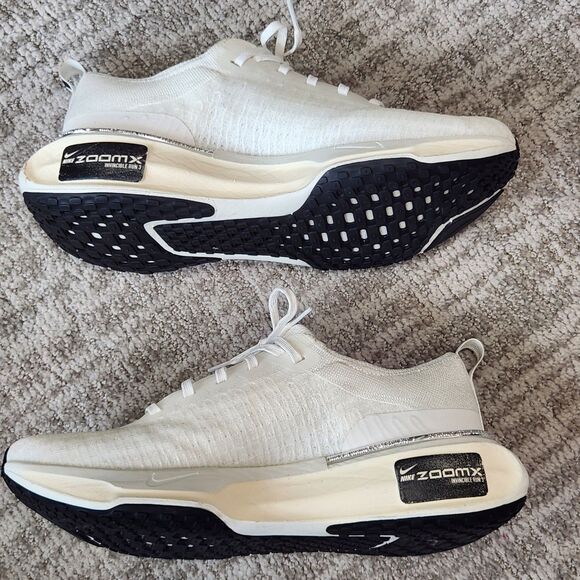 Nike women's ZoomX Invincible Run 3 white black size 10.5 DR2660-102 - Picture 7 of 14